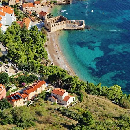Apartment Mare Komiža Esterno foto