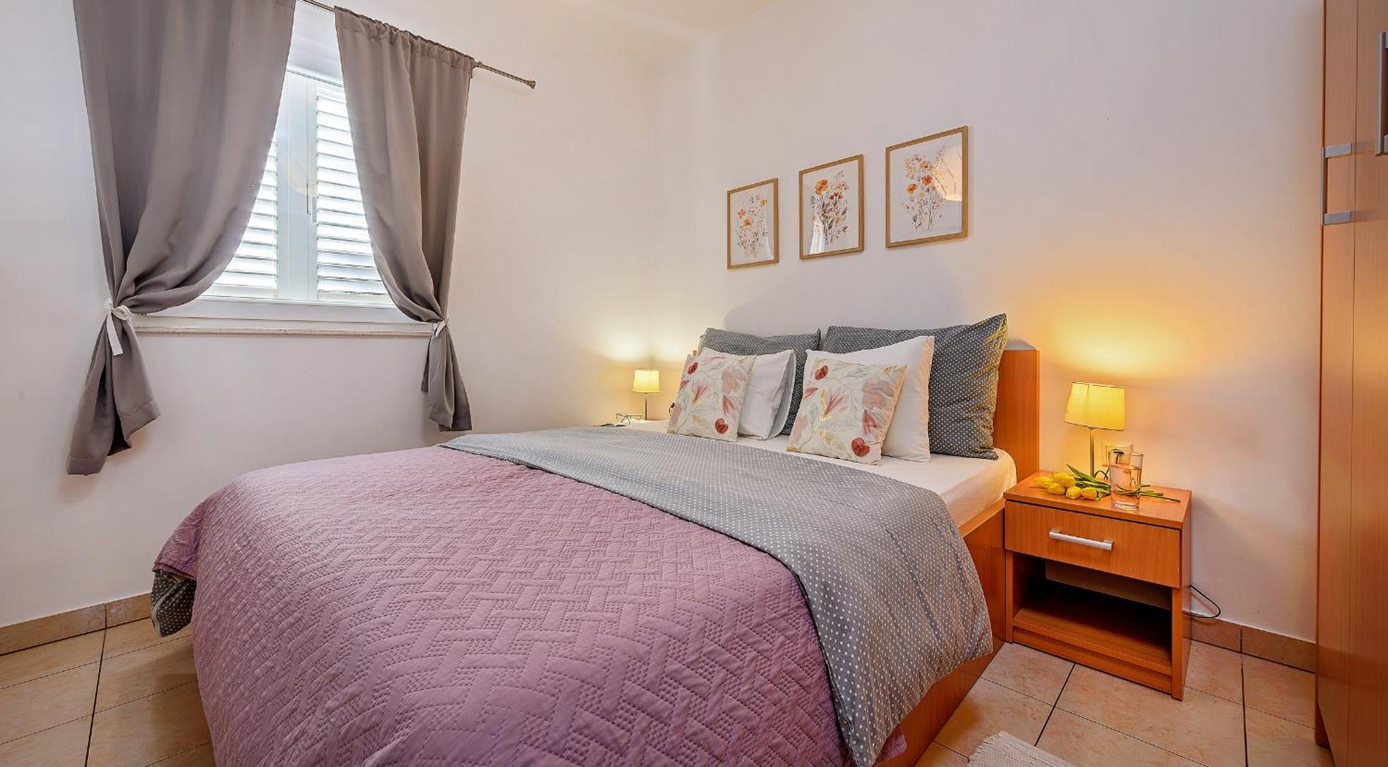 Apartment Mare Komiža Esterno foto