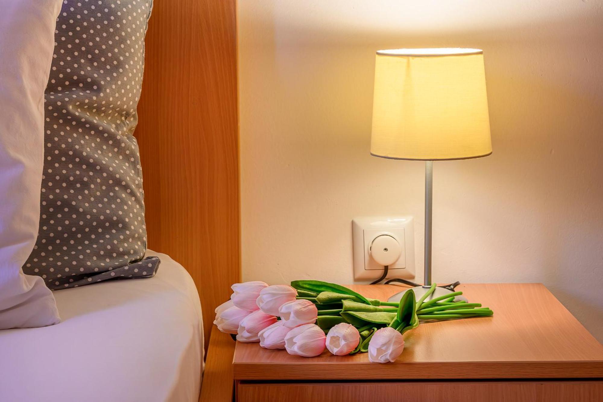 Apartment Mare Komiža Esterno foto