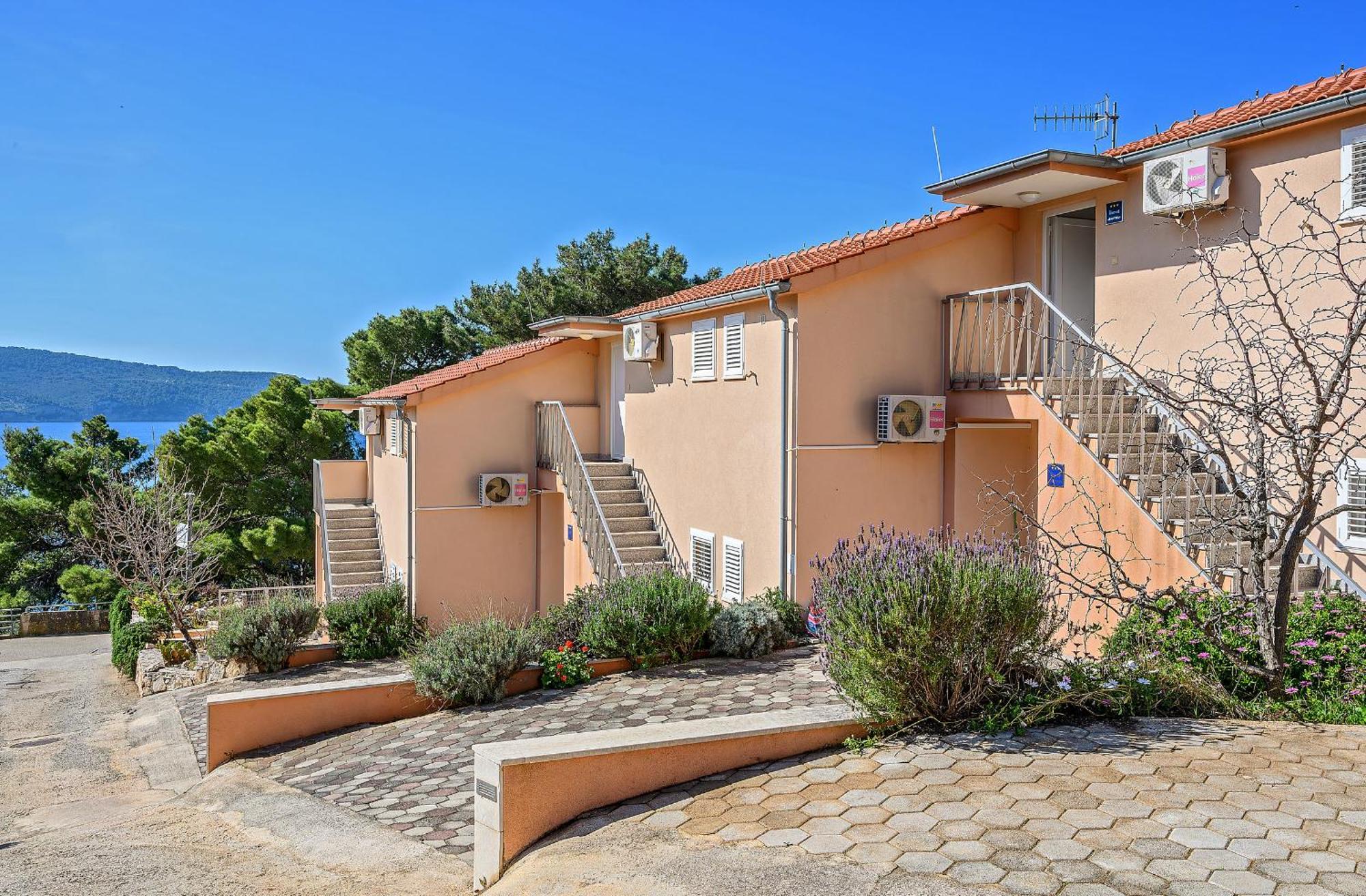 Apartment Mare Komiža Esterno foto