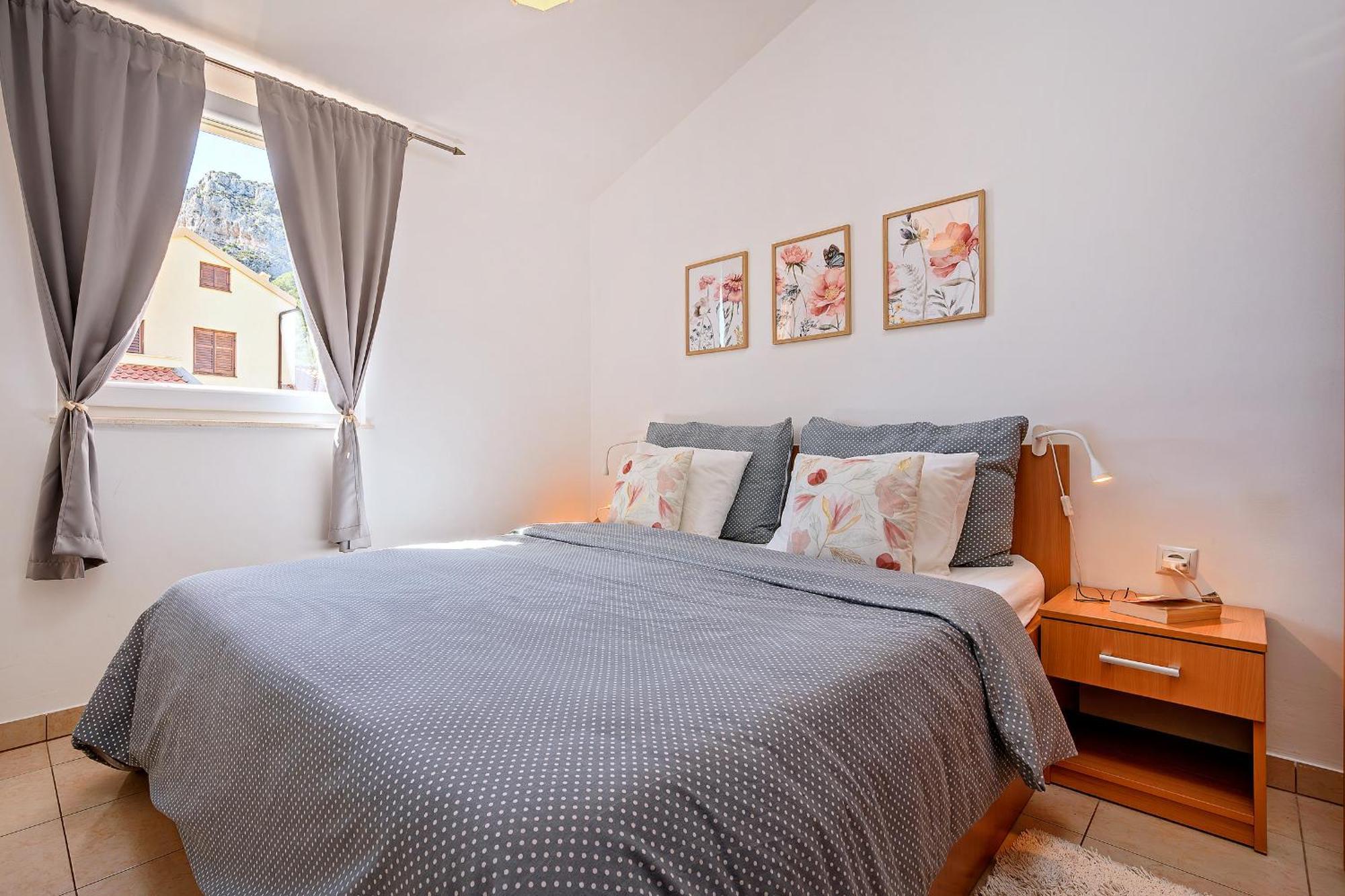 Apartment Mare Komiža Esterno foto